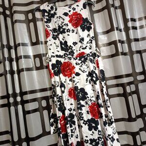 Bloom in Style: Vintage-Inspired Floral Fit and Flare Dress